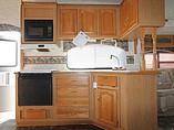 2002 Keystone Montana Photo #7