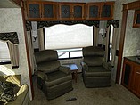 2011 Keystone Montana Photo #8