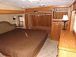 2007 Keystone Montana Photo #8