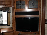 2009 Keystone Montana Photo #12