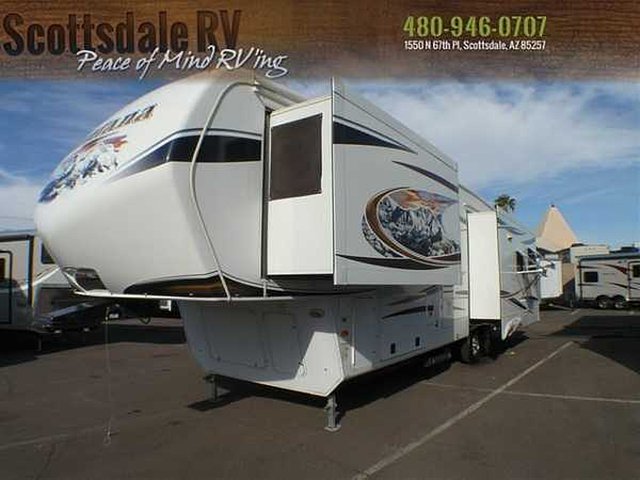 2011 Keystone Montana Photo