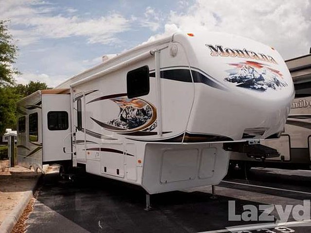 2011 Keystone Montana Photo
