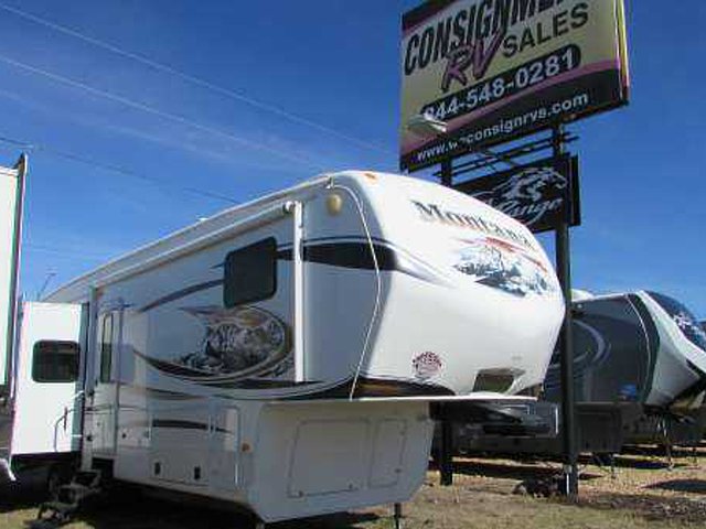 2012 Keystone Montana Photo