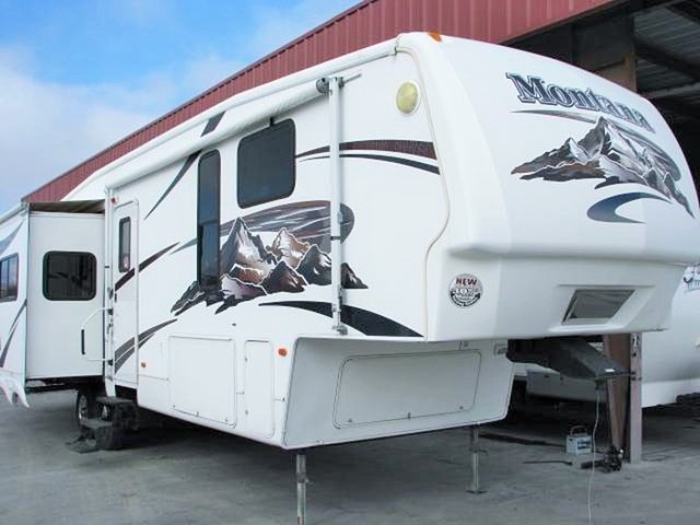 2007 Keystone Montana Photo