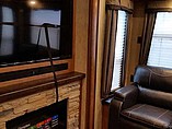 2015 Keystone Montana Photo #16