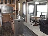 2015 Keystone Montana Photo #12