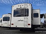 2015 Keystone Montana Photo #5