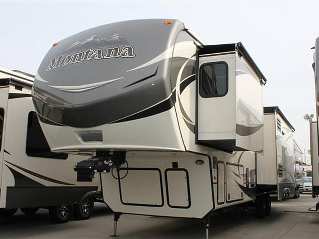 2015 Keystone Montana Photo