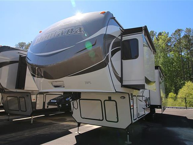 2015 Keystone Montana Photo