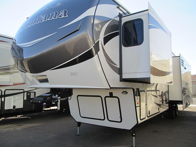 2015 Keystone Montana Photo
