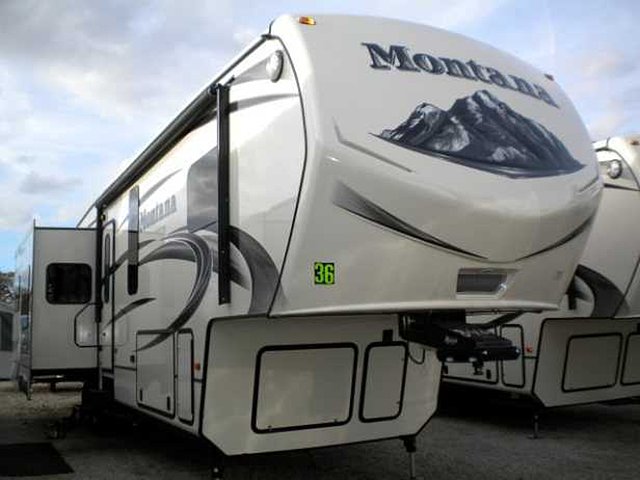 2015 Keystone Montana Photo