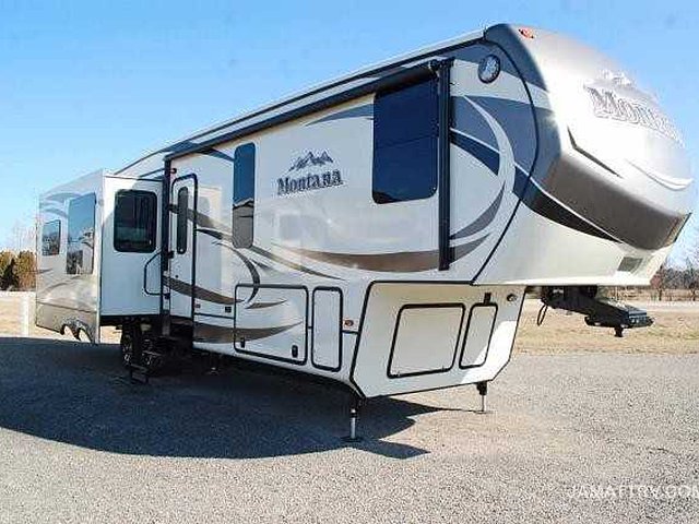 2015 Keystone Montana Photo