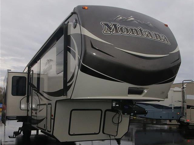 2015 Keystone Montana Photo