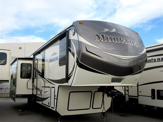 2015 Keystone Montana Photo