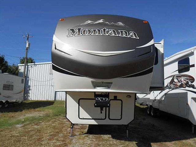 2015 Keystone Montana Photo