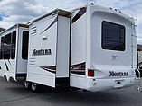 2007 Keystone Montana Photo #5