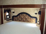 2010 Keystone Montana Photo #17
