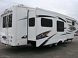 2010 Keystone Montana Photo #6