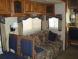2010 Keystone Montana Photo #11