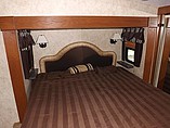 2010 Keystone Montana Photo #12