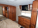 2011 Keystone Montana Photo #4
