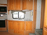 2001 Keystone Montana Photo #9