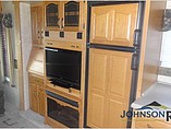 2006 Keystone Montana Photo #6