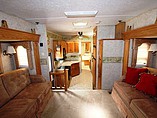 2005 Keystone Montana Photo #9