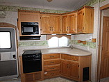 2005 Keystone Montana Photo #28