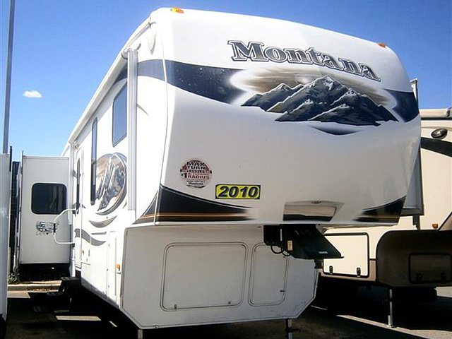 2010 Keystone Montana Photo