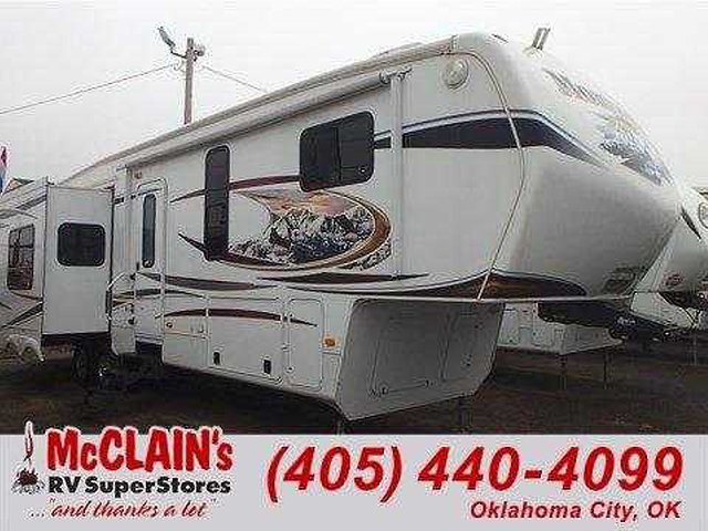 2012 Keystone Montana Photo
