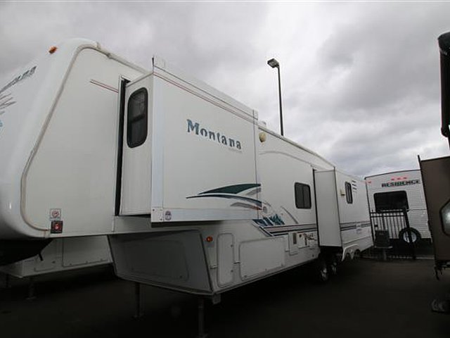 2002 Keystone Montana Photo