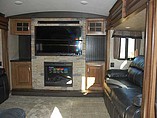 2015 Keystone Montana Photo #2