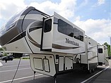 2016 Keystone Montana Photo #2