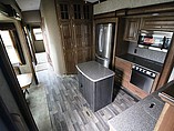 2016 Keystone Montana Photo #2