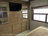 2016 Keystone Montana Photo #16