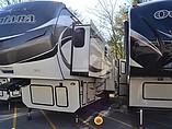 2015 Keystone Montana Photo #2