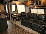 2015 Keystone Montana Photo #12
