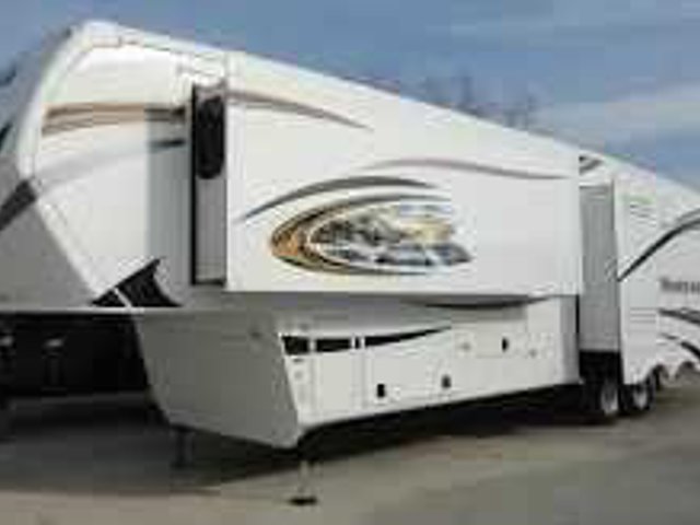 2012 Keystone Montana Photo