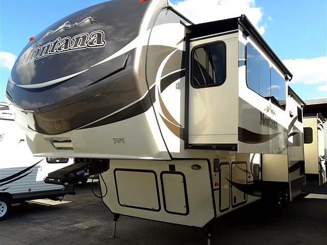 2015 Keystone Montana Photo