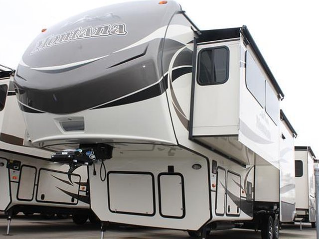 2015 Keystone Montana Photo