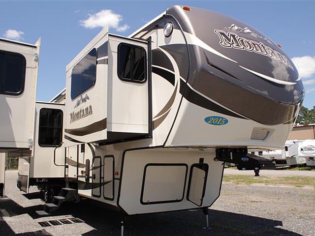 2015 Keystone Montana Photo