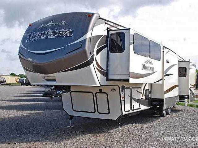 2015 Keystone Montana Photo