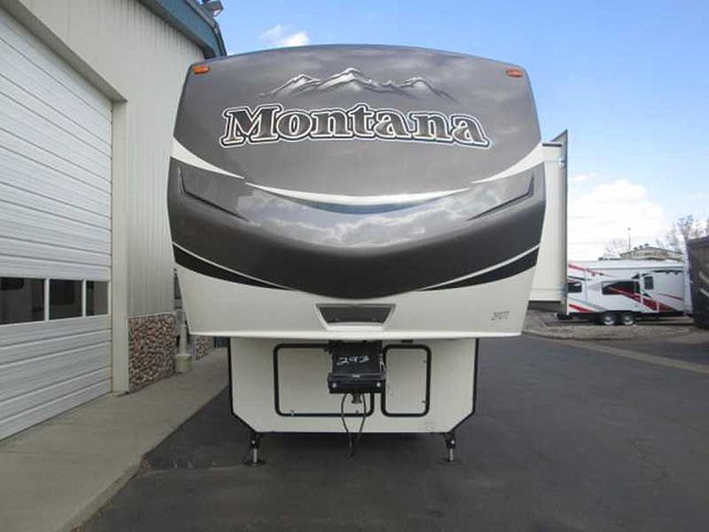 2015 Keystone Montana Photo