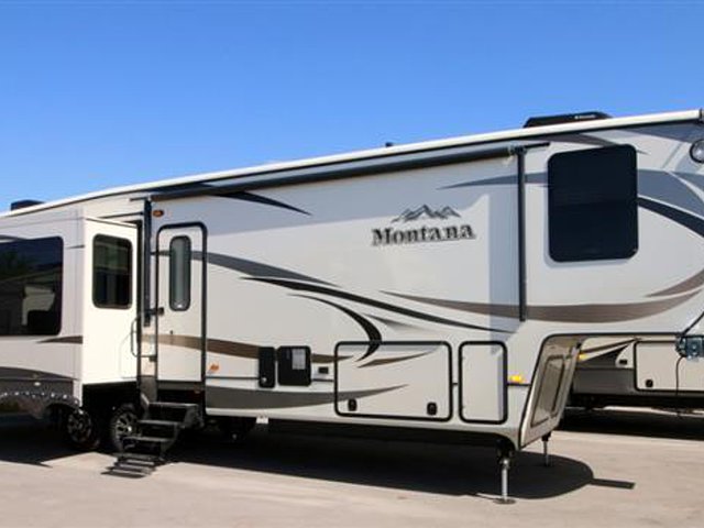 2015 Keystone Montana Photo