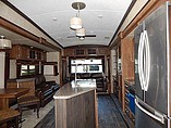2016 Keystone Montana Photo #4