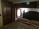2015 Keystone Montana Photo #17