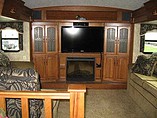 2011 Keystone Montana Photo #16