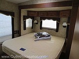 2011 Keystone Montana Photo #19