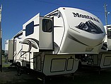 2015 Keystone Montana Photo #2